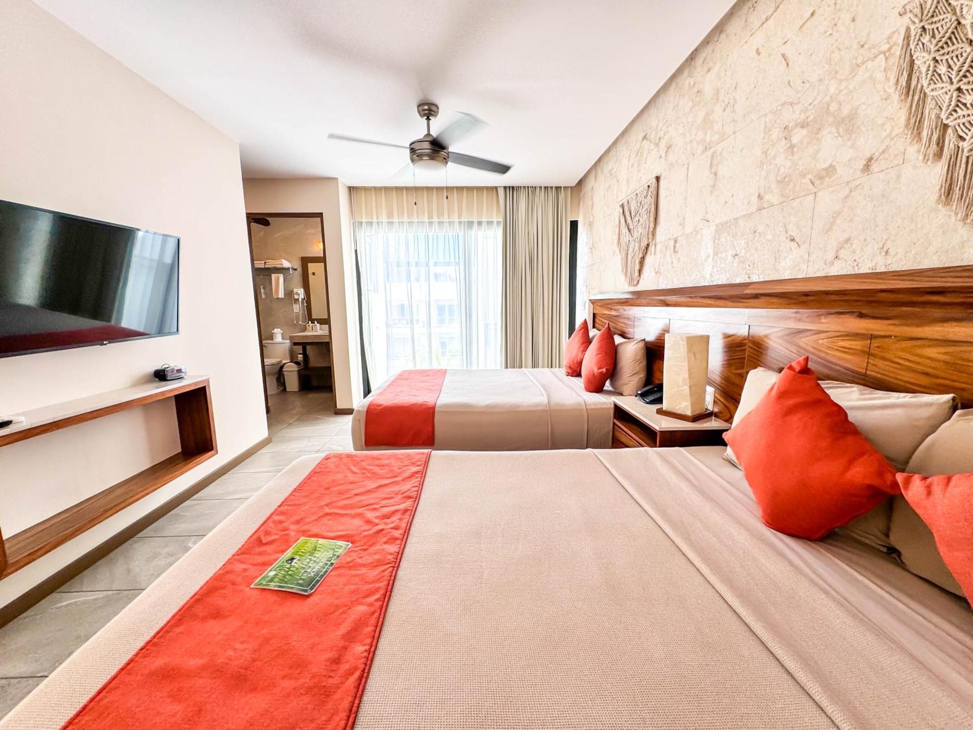 Grand Fifty Hotel 4*