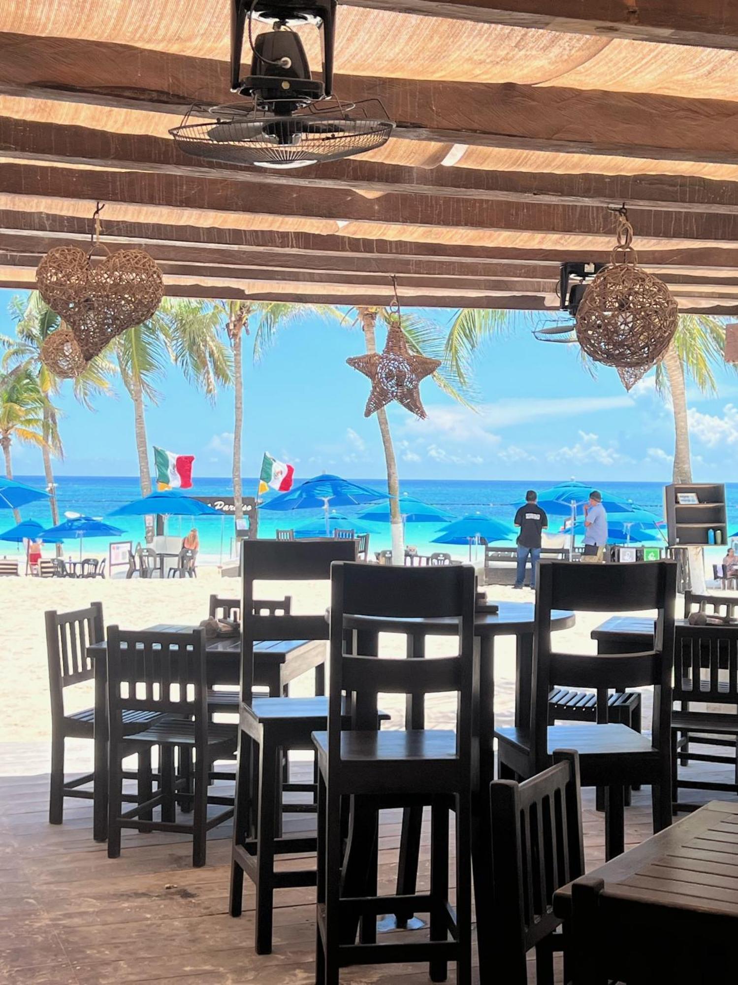 El Paraiso Hotel