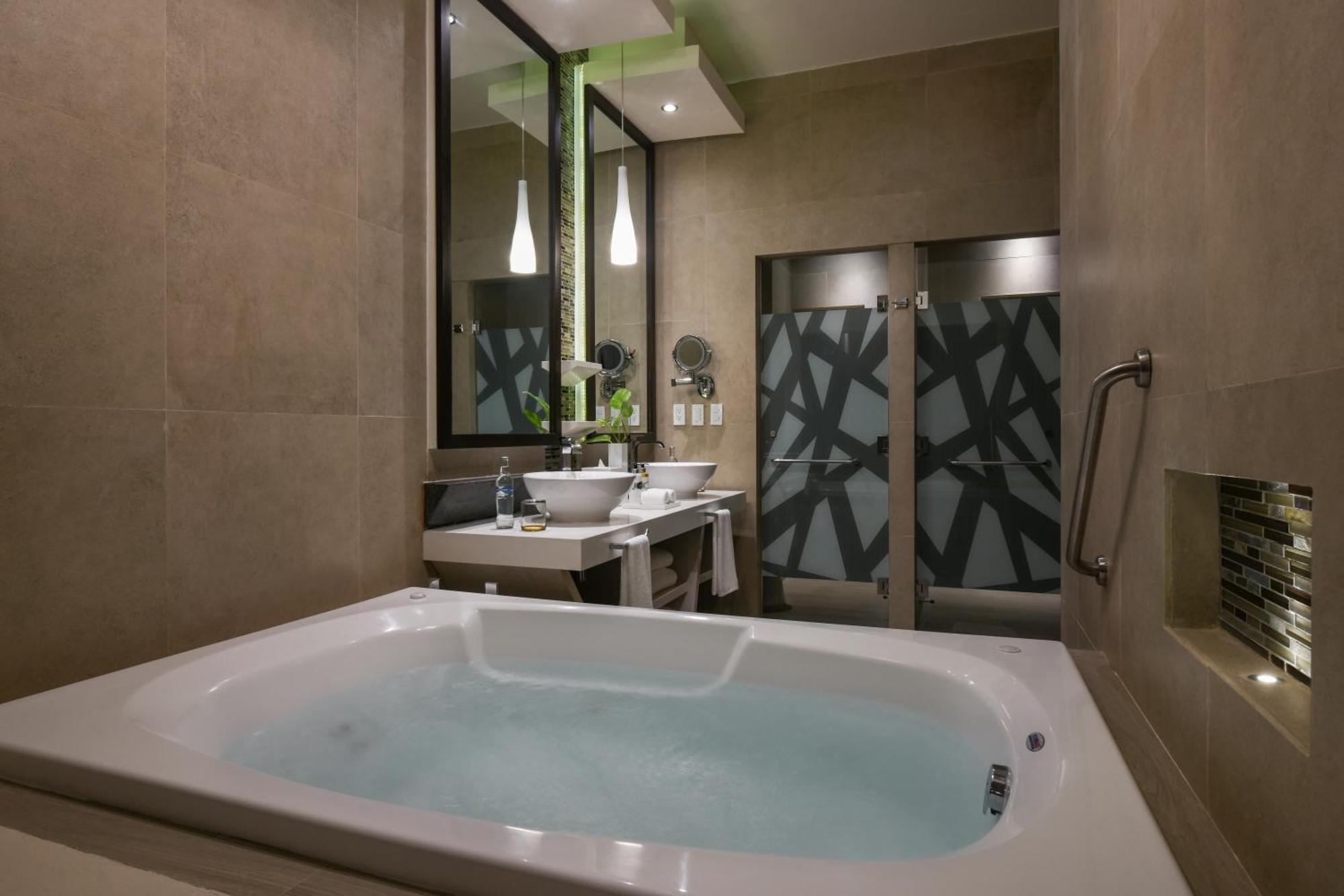Resort El Dorado Seaside Suites, Catamaran, Ecoturistic Ranch, All & More Inclusive - Adults Only 5*