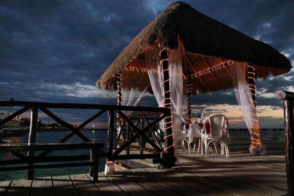 Hotel El Cid La Ceiba 3*