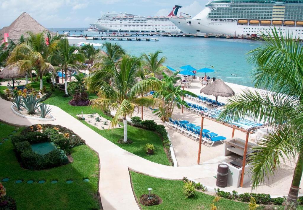 Hotel El Cid La Ceiba 3*