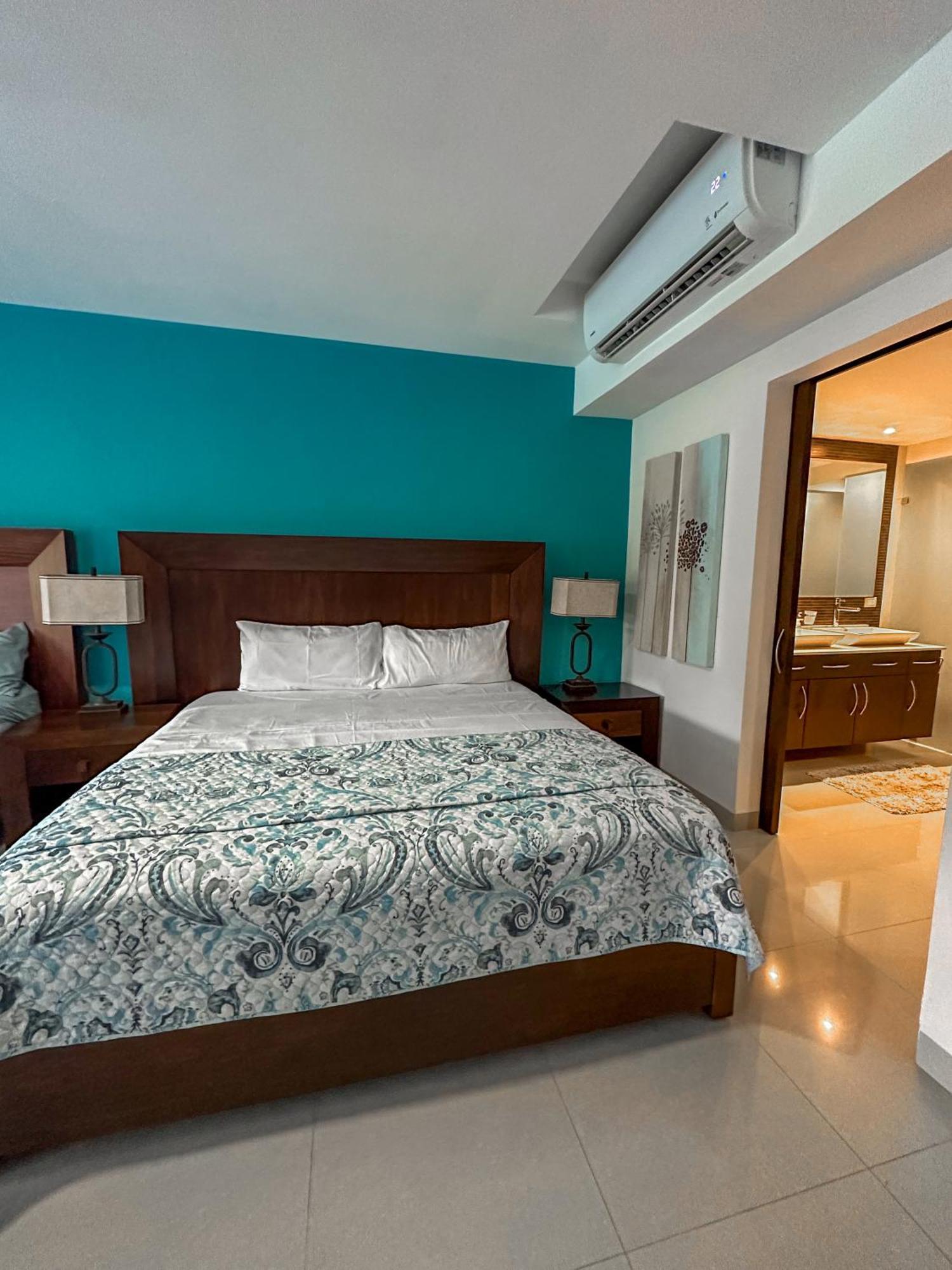 Luxury Beachfront At Mareazul Apartamento