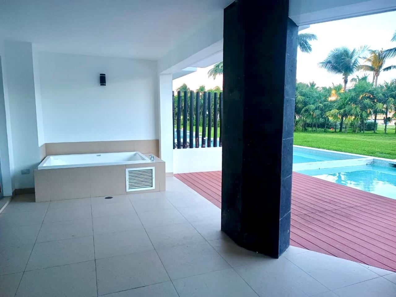 Apartamento Luxury Beachfront At Mareazul Playa del Carmen
