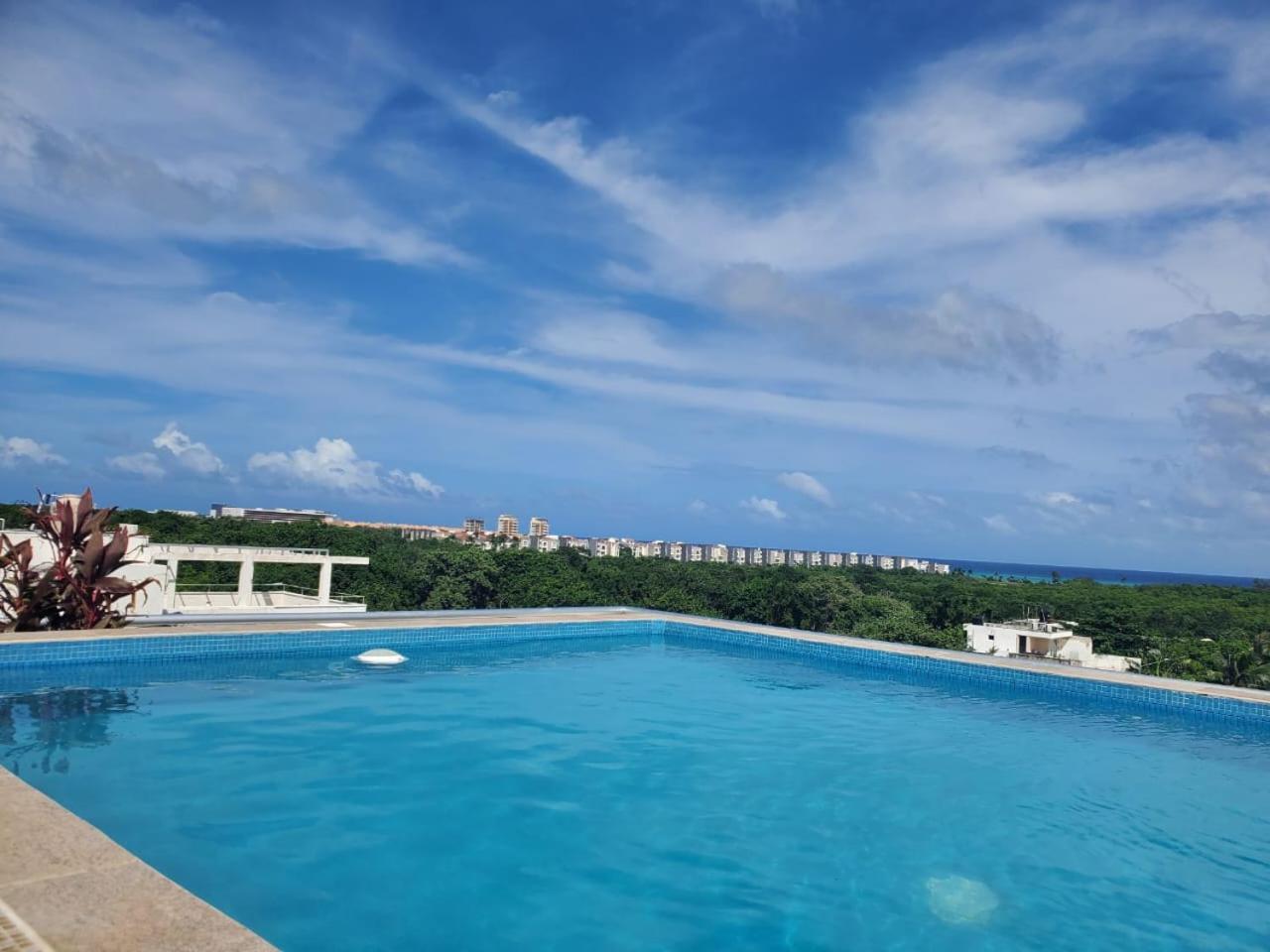 Punta Esmeralda 3*