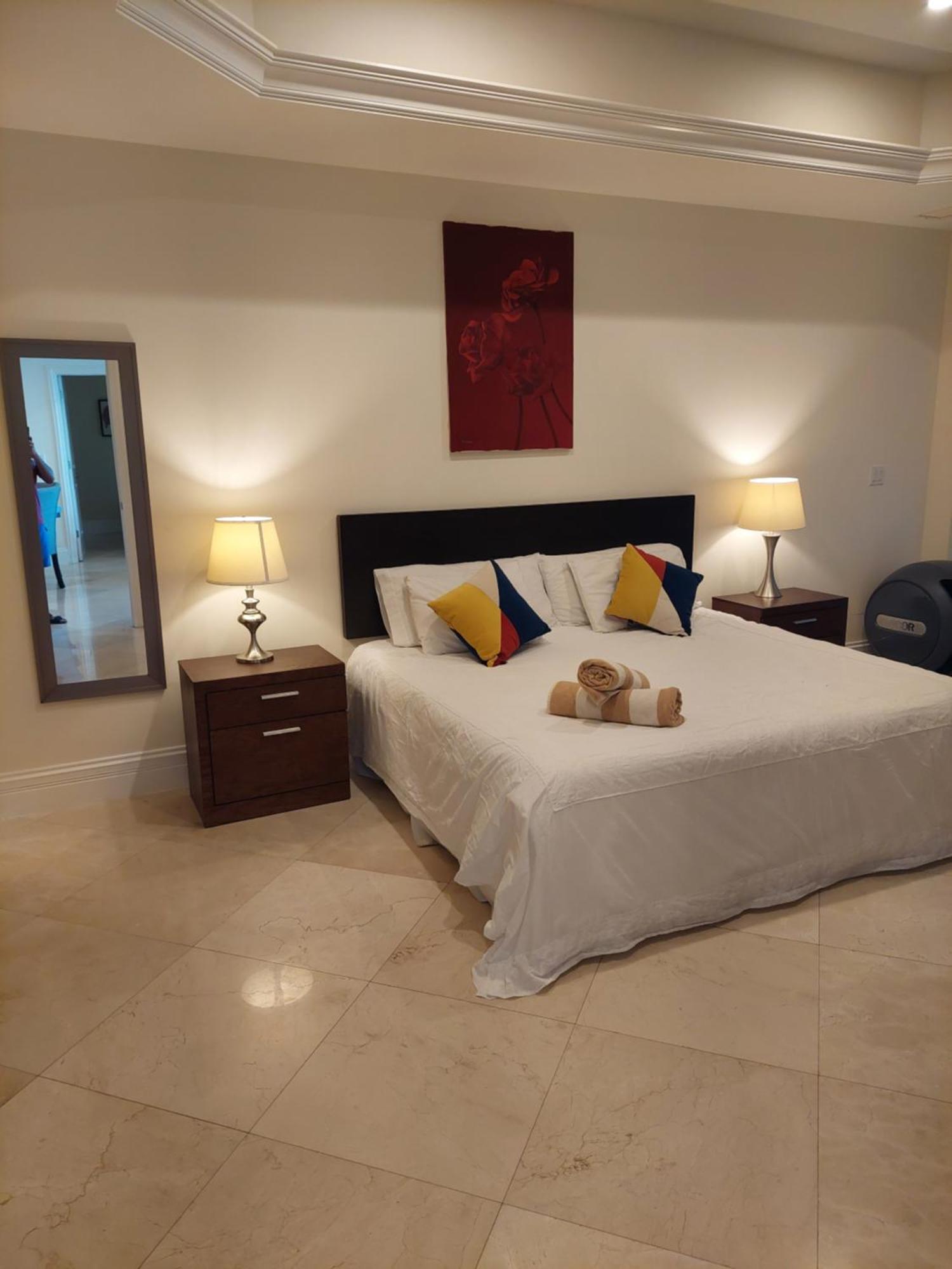 Apartment 403 Landmark Beachfront
