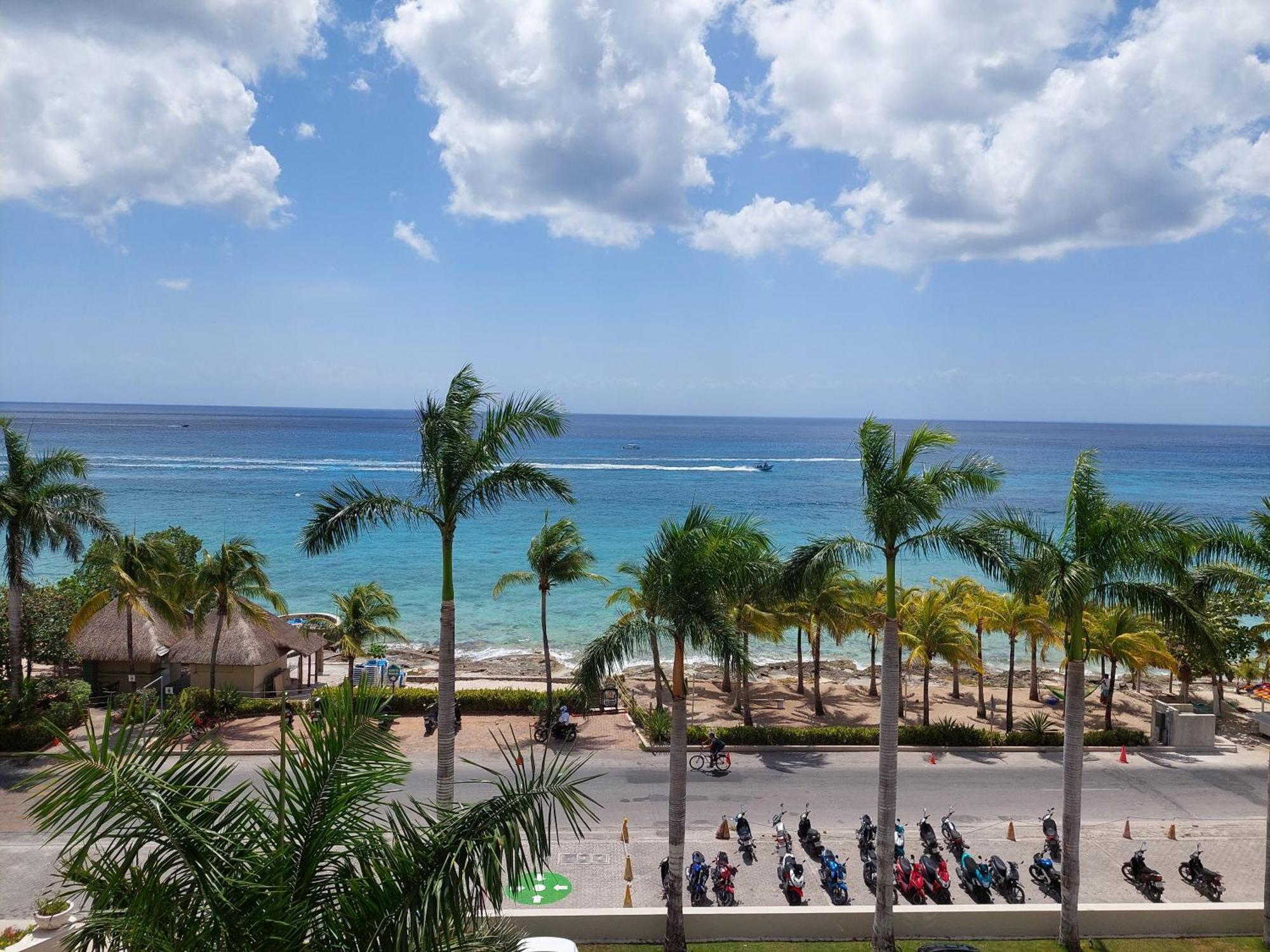 403 Landmark Beachfront * Cozumel