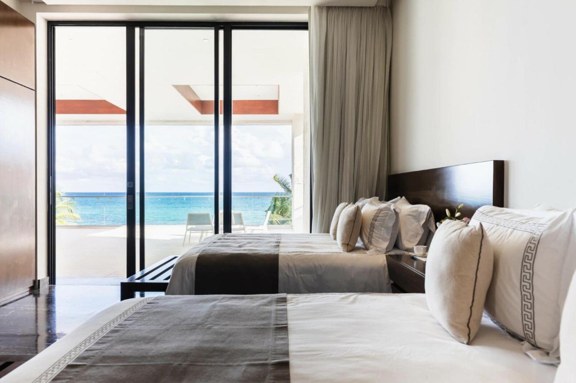 Villa Exclusive In Playacar Phase I With Breakfast Included - Video Tour Available *