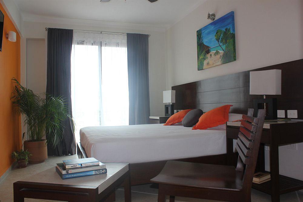 Hotel La Galeria By Bunik 3*