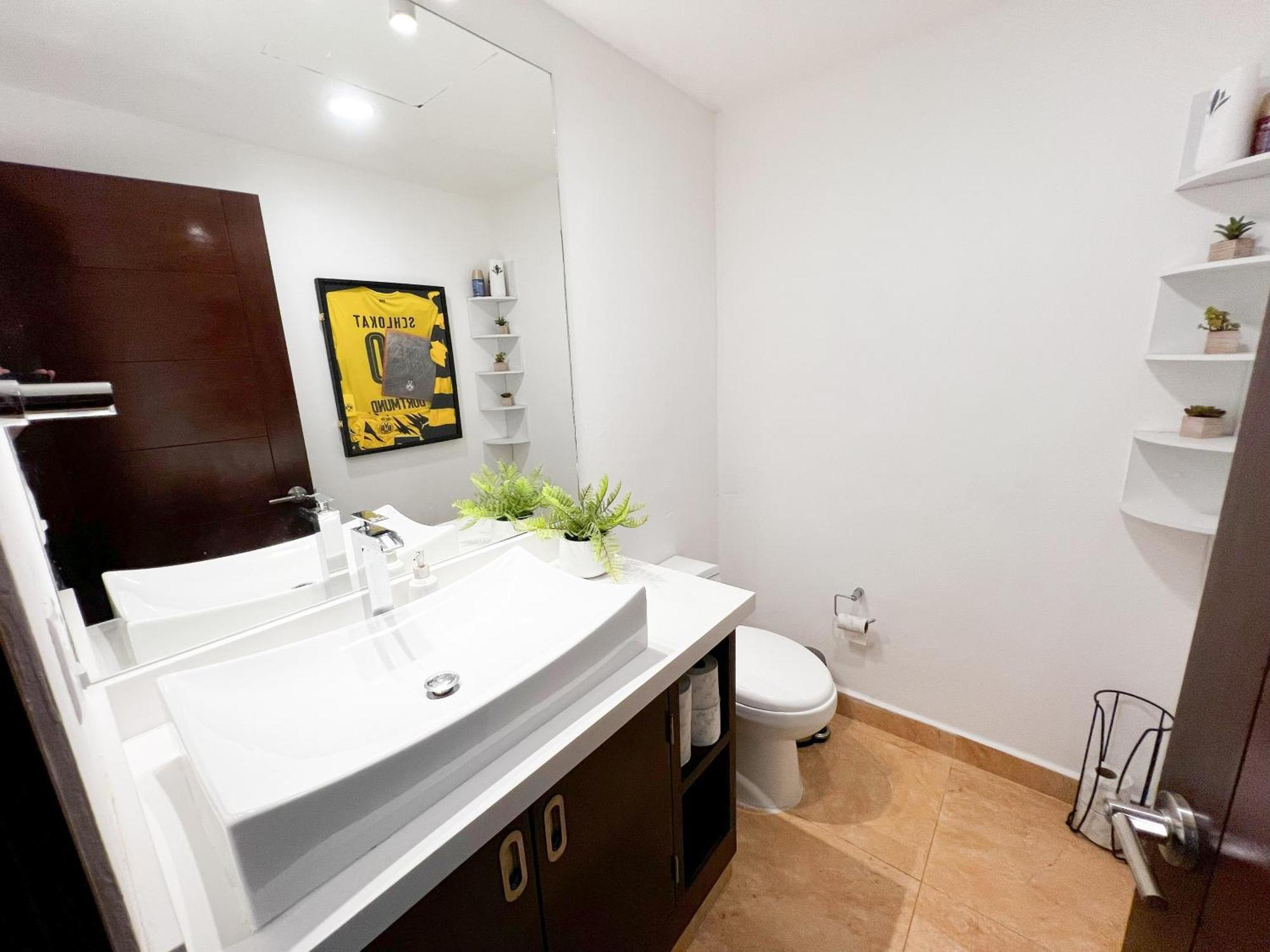 High-end Waterfront At Secrets Waters Apartment