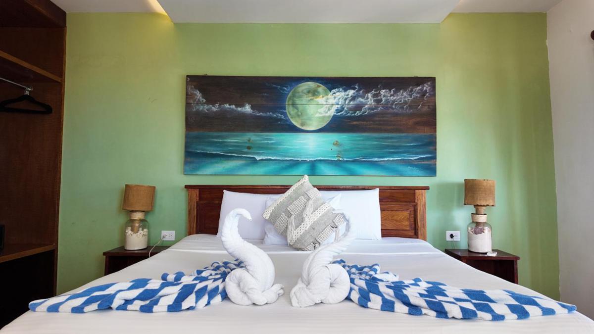 Hotel Playa Canek Beachfront Eco Hotel
