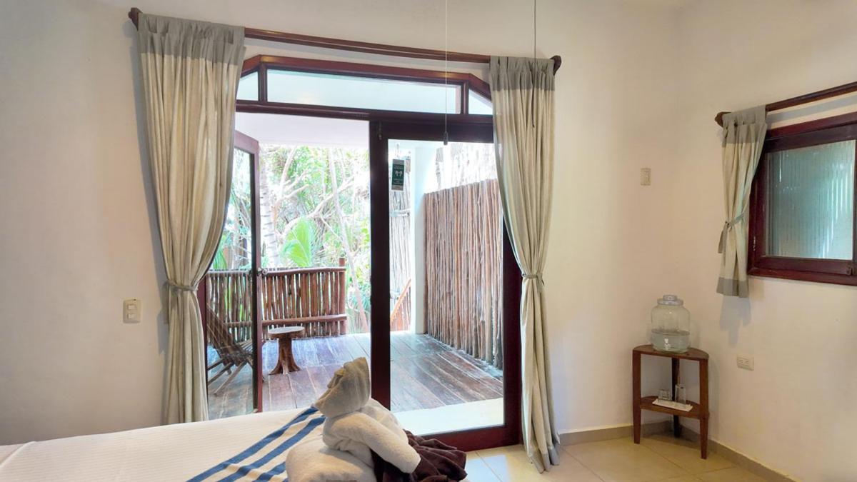 Playa Canek Beachfront Eco Hotel 4*