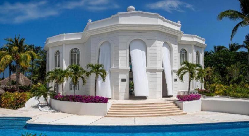 Hotel Excellence Riviera Cancun - Adults Only 5*