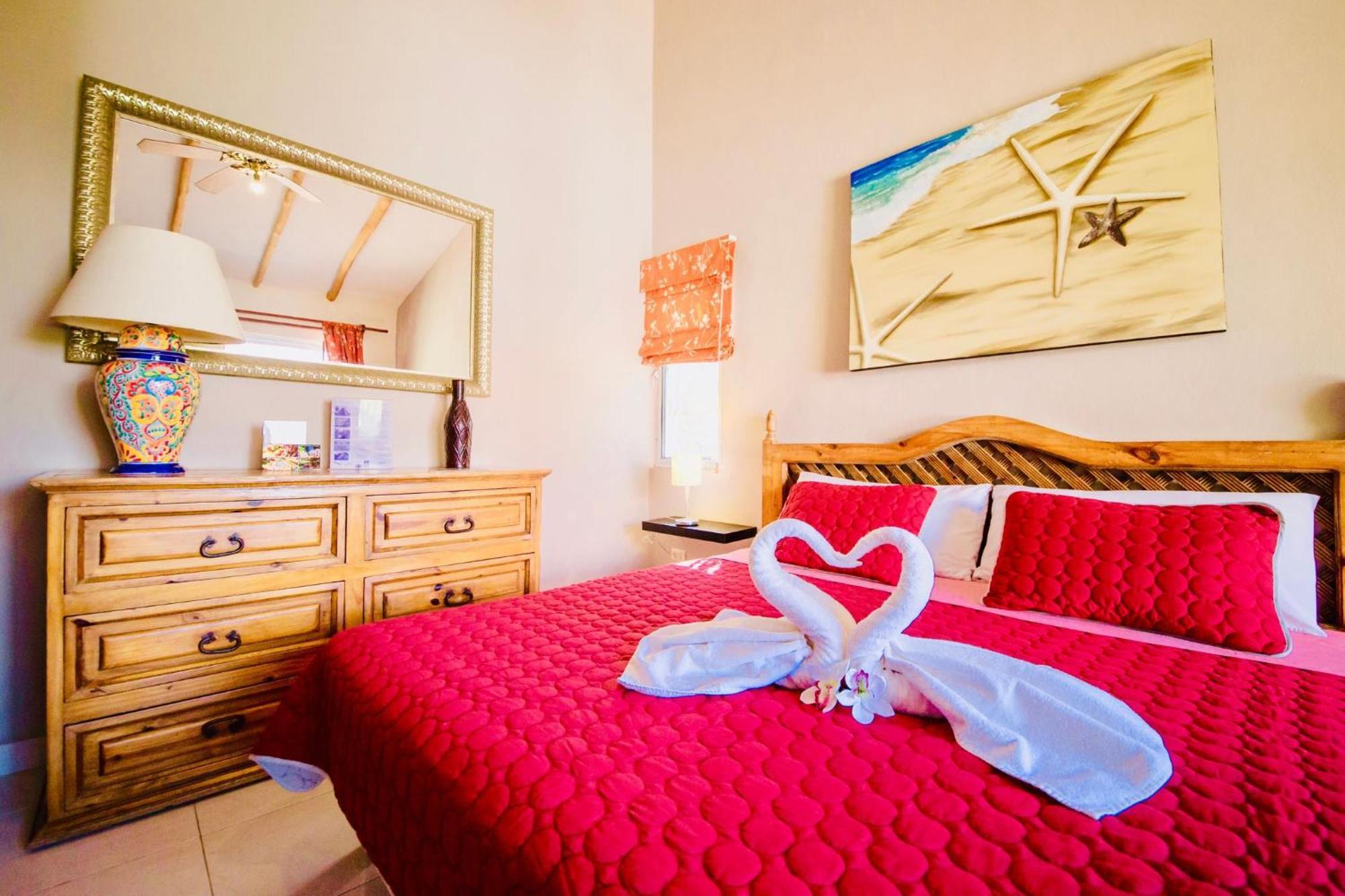 Executive Comfort With Swimming Pool Air Conditioning And Parking