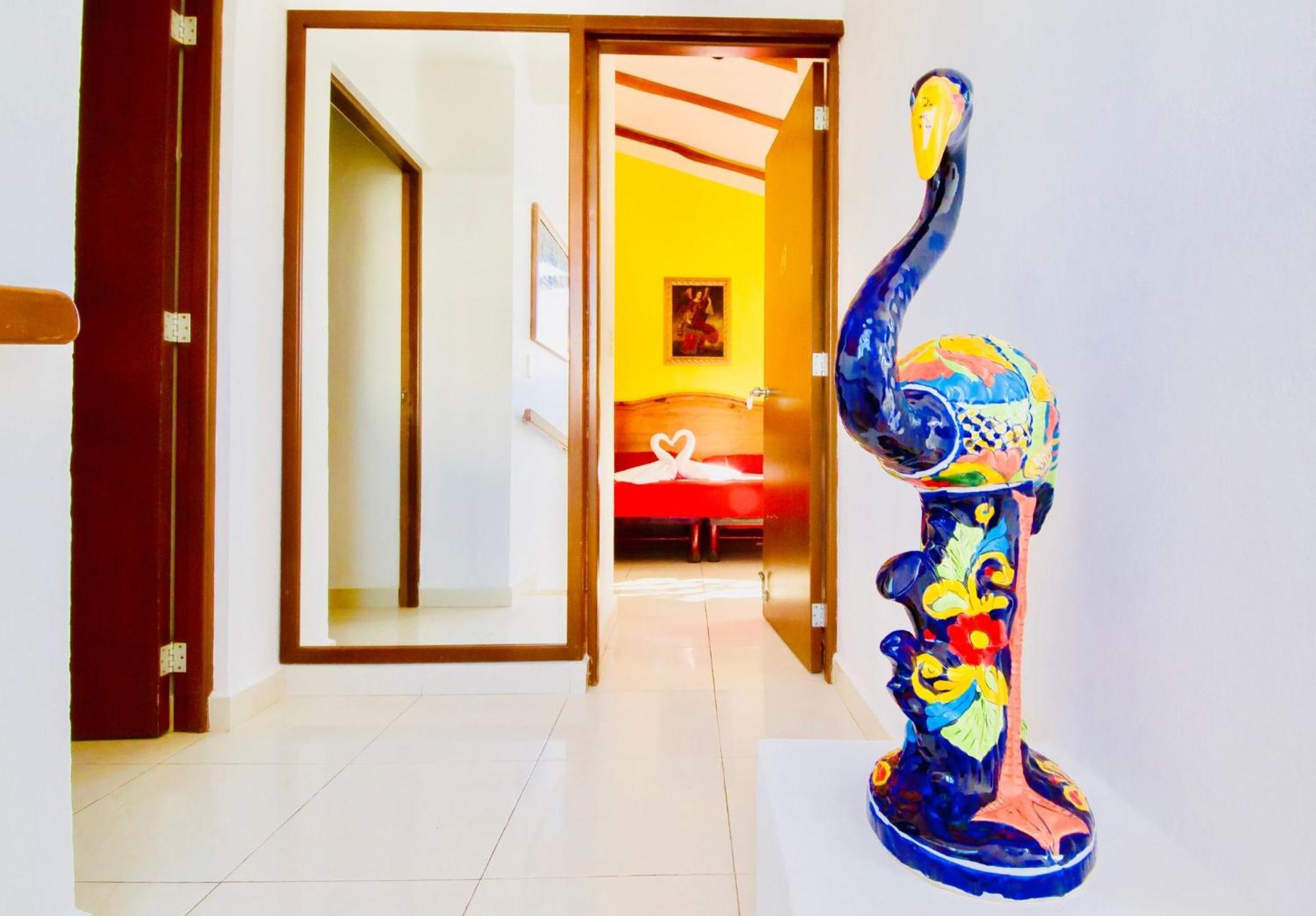 Executive Comfort With Swimming Pool Air Conditioning And Parking