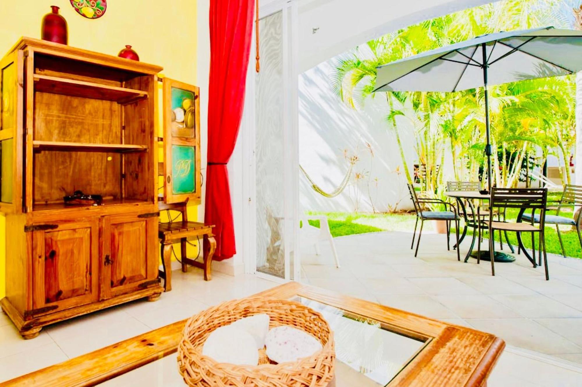 Executive Comfort With Swimming Pool Air Conditioning And Parking Guest house