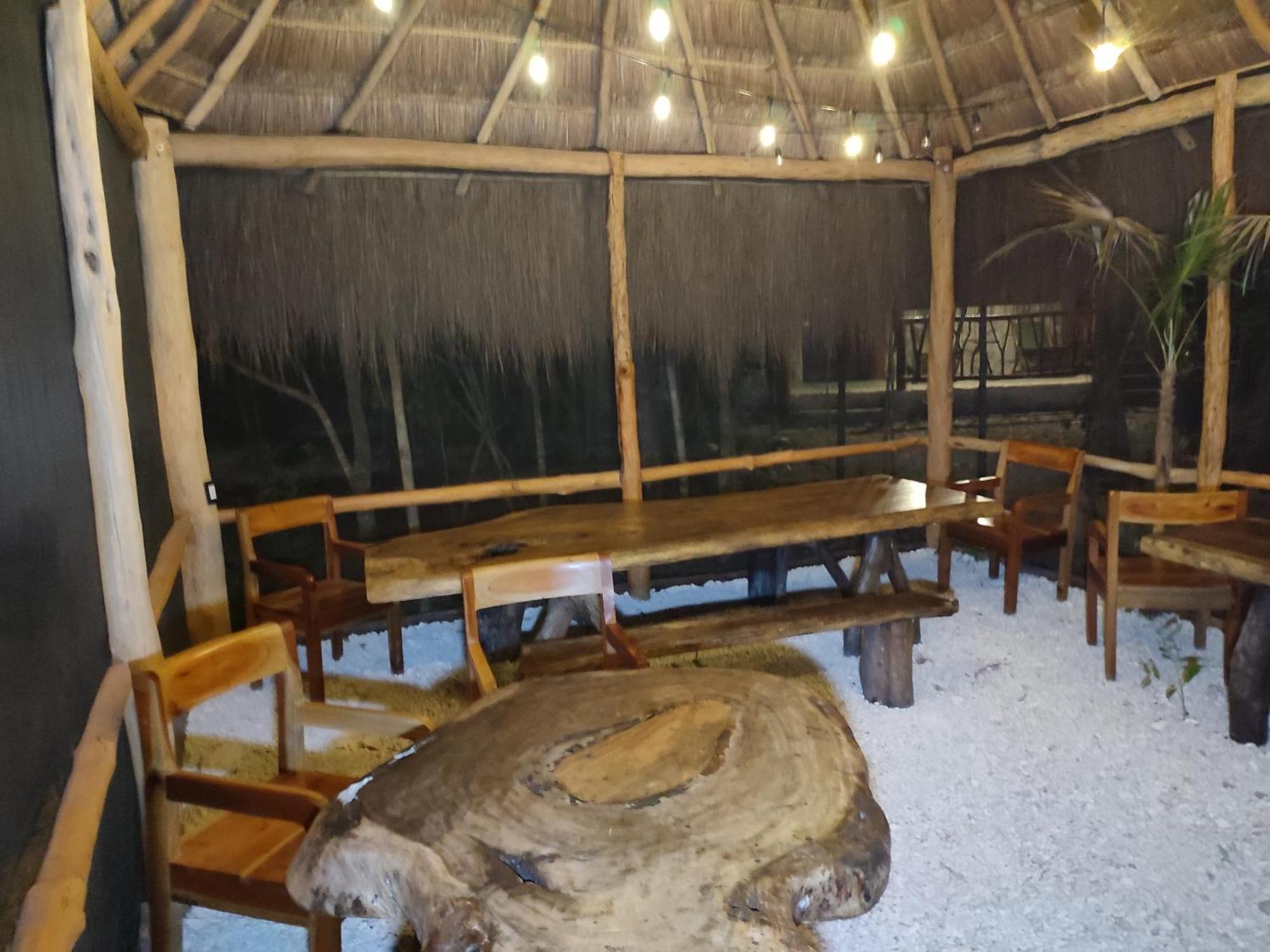 Acampamento Aldea Maya-ha Con Cenotes