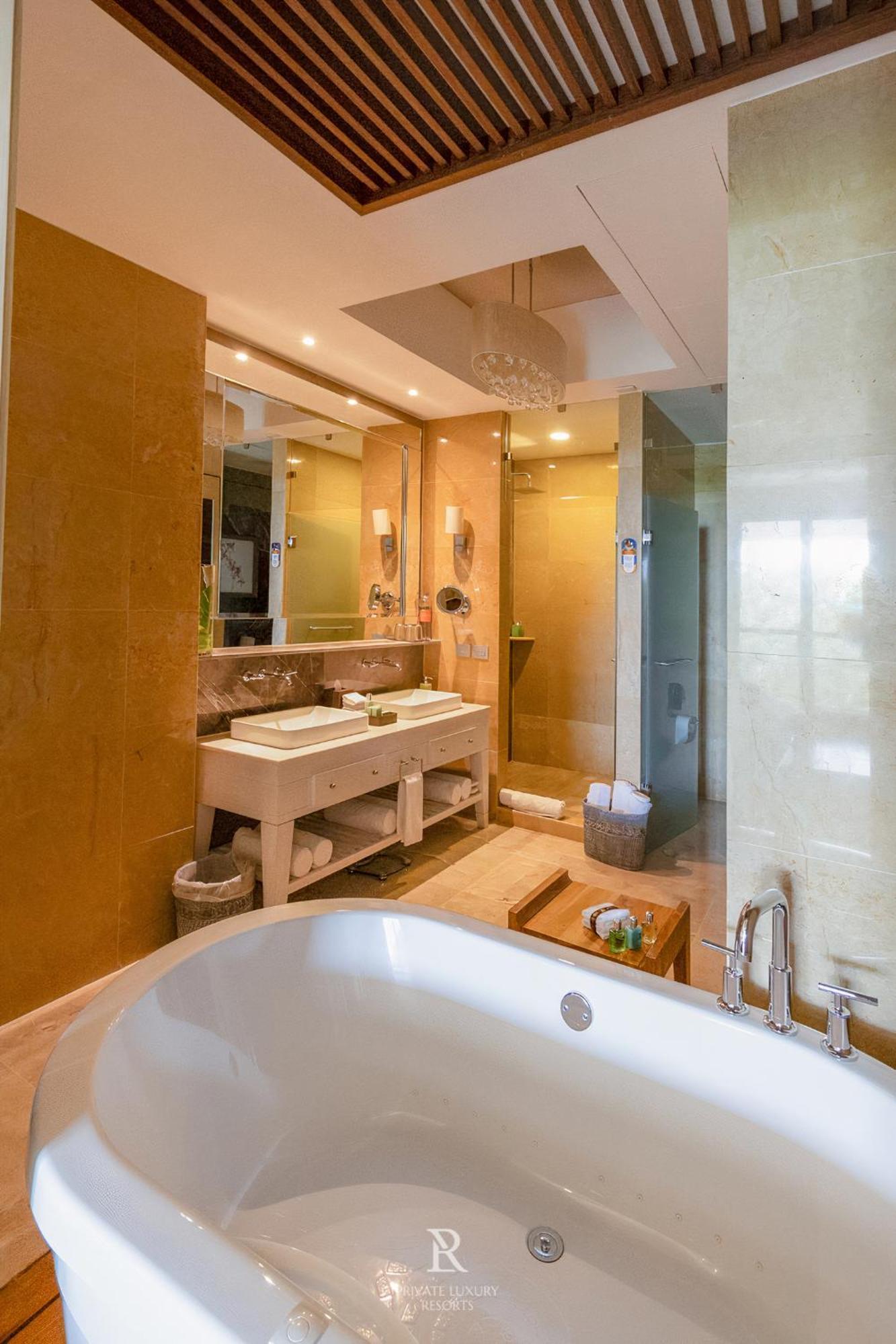 Resort Grand Luxxe Two Bd Loft- Riviera Maya *