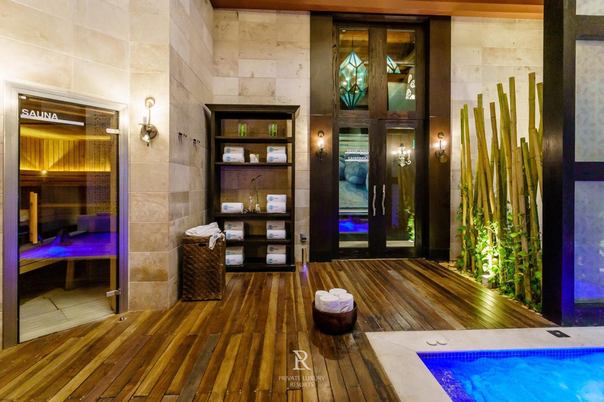 Resort Grand Luxxe Two Bd Loft- Riviera Maya
