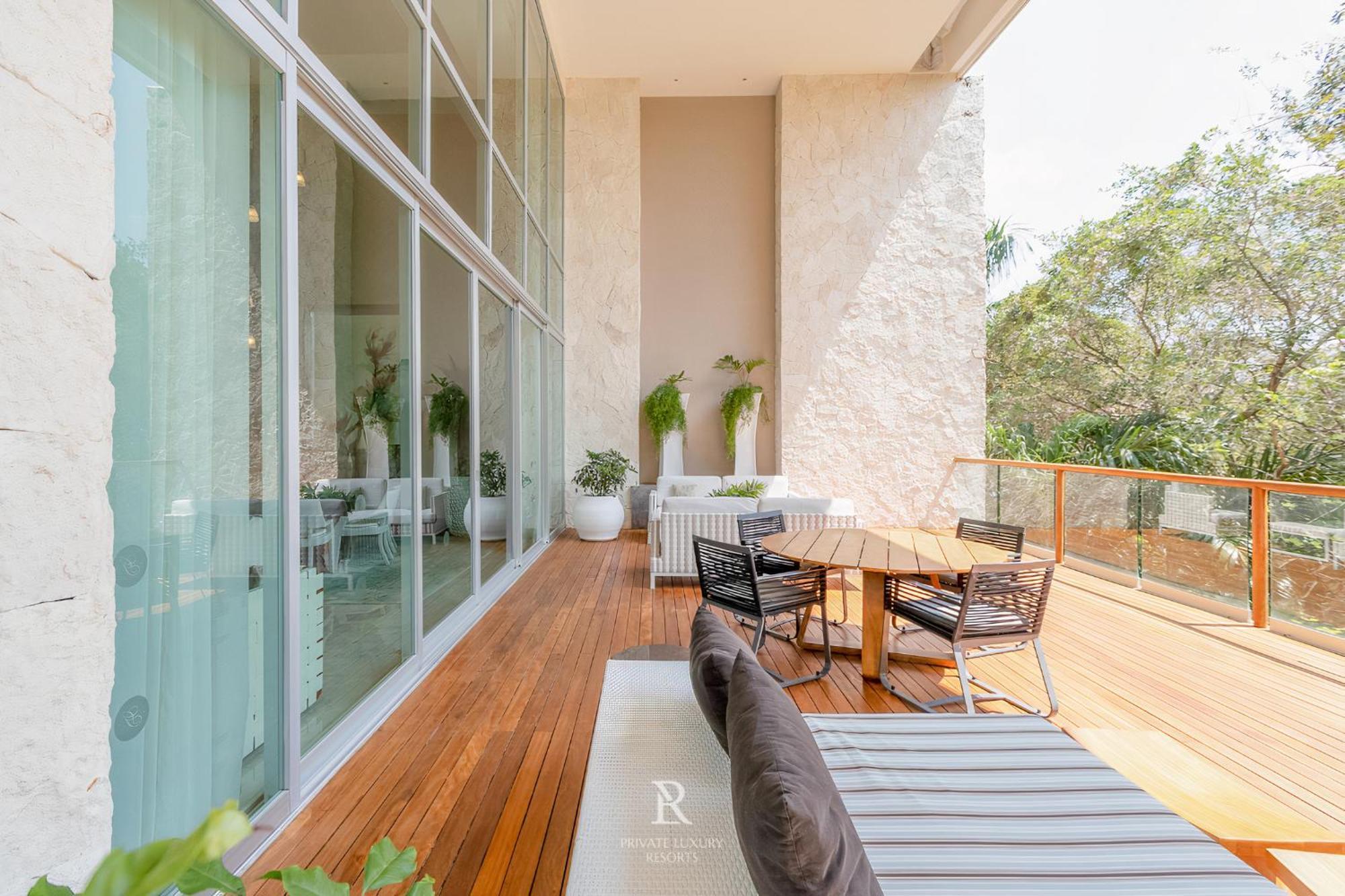 Grand Luxxe Two Bd Loft- Riviera Maya Resort *