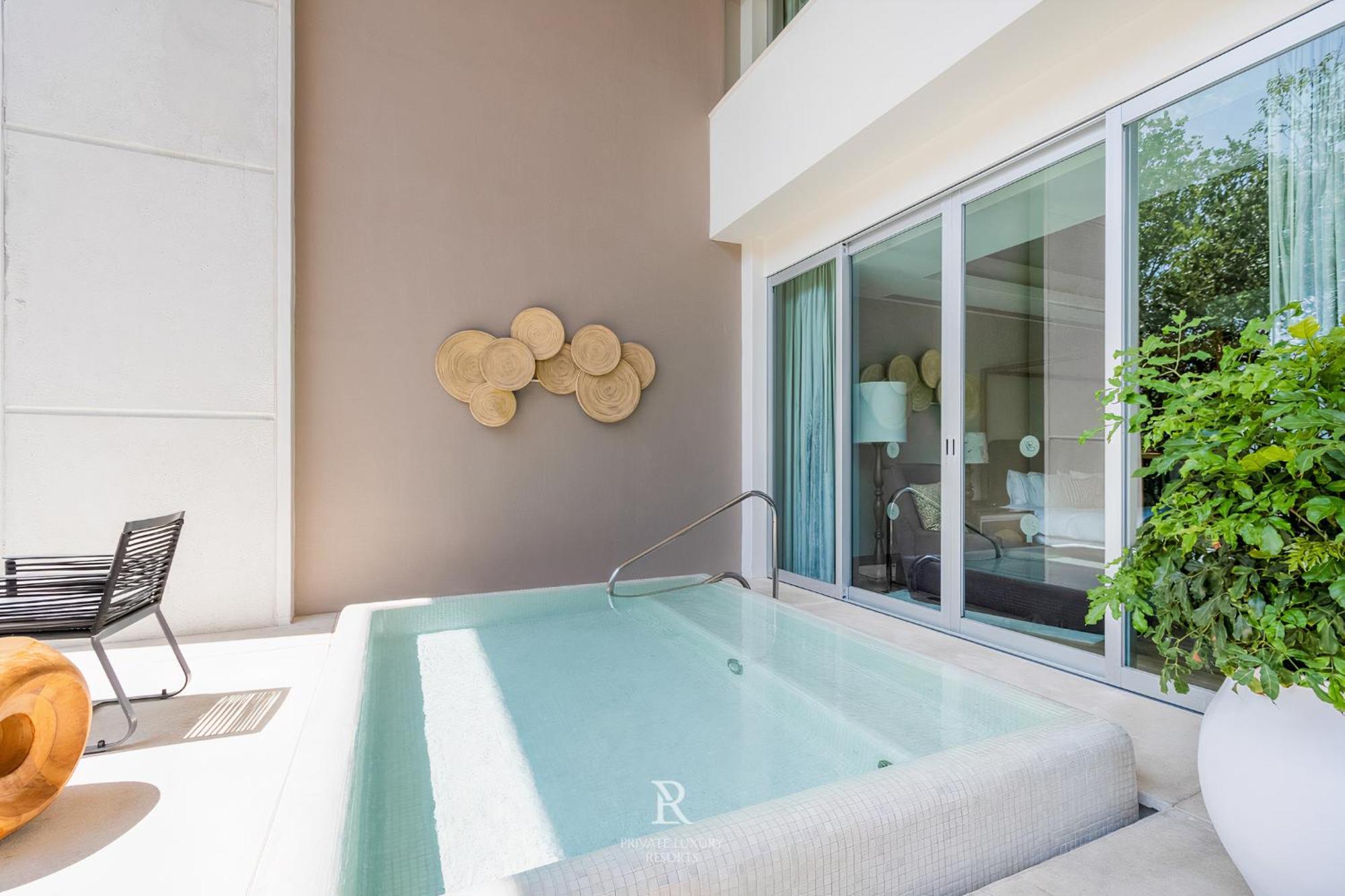 Grand Luxxe Two Bd Loft- Riviera Maya