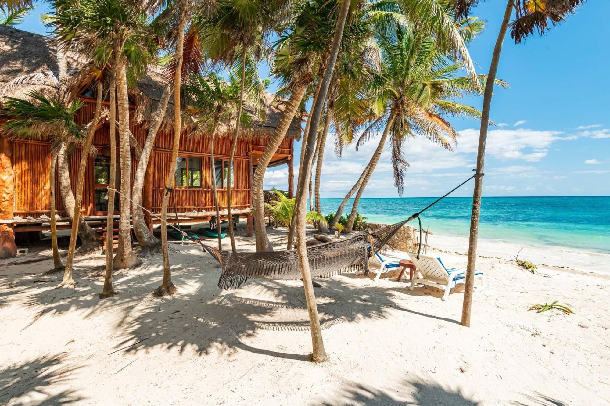 Amazing Eco Palapa At Private In Sian Kaan. Holiday home *