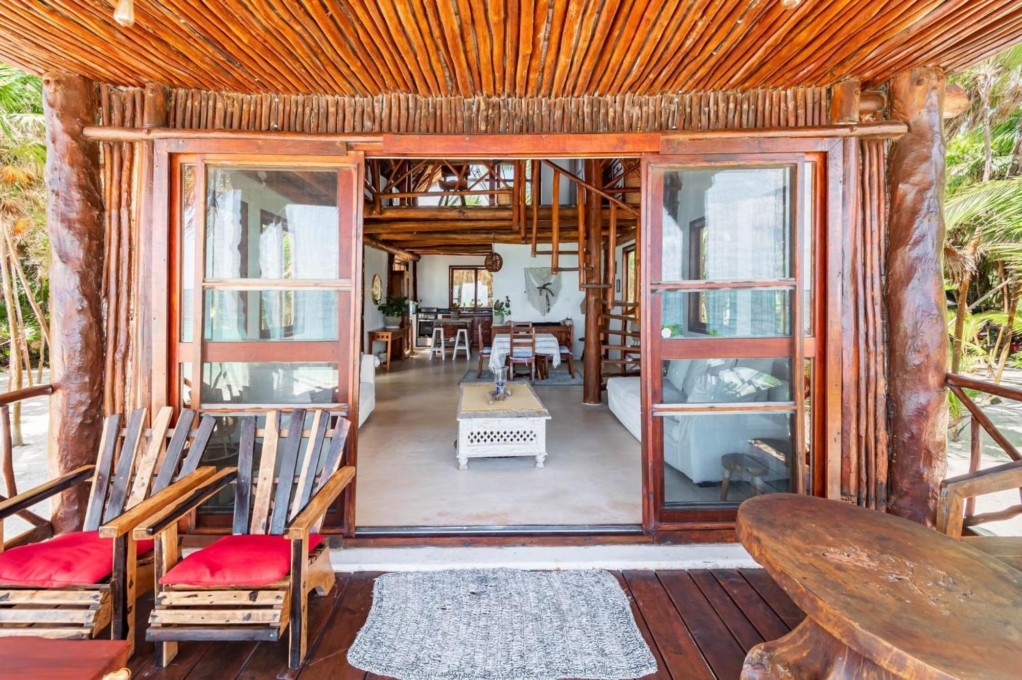 Amazing Eco Palapa At Private In Sian Kaan. Holiday home Tulum
