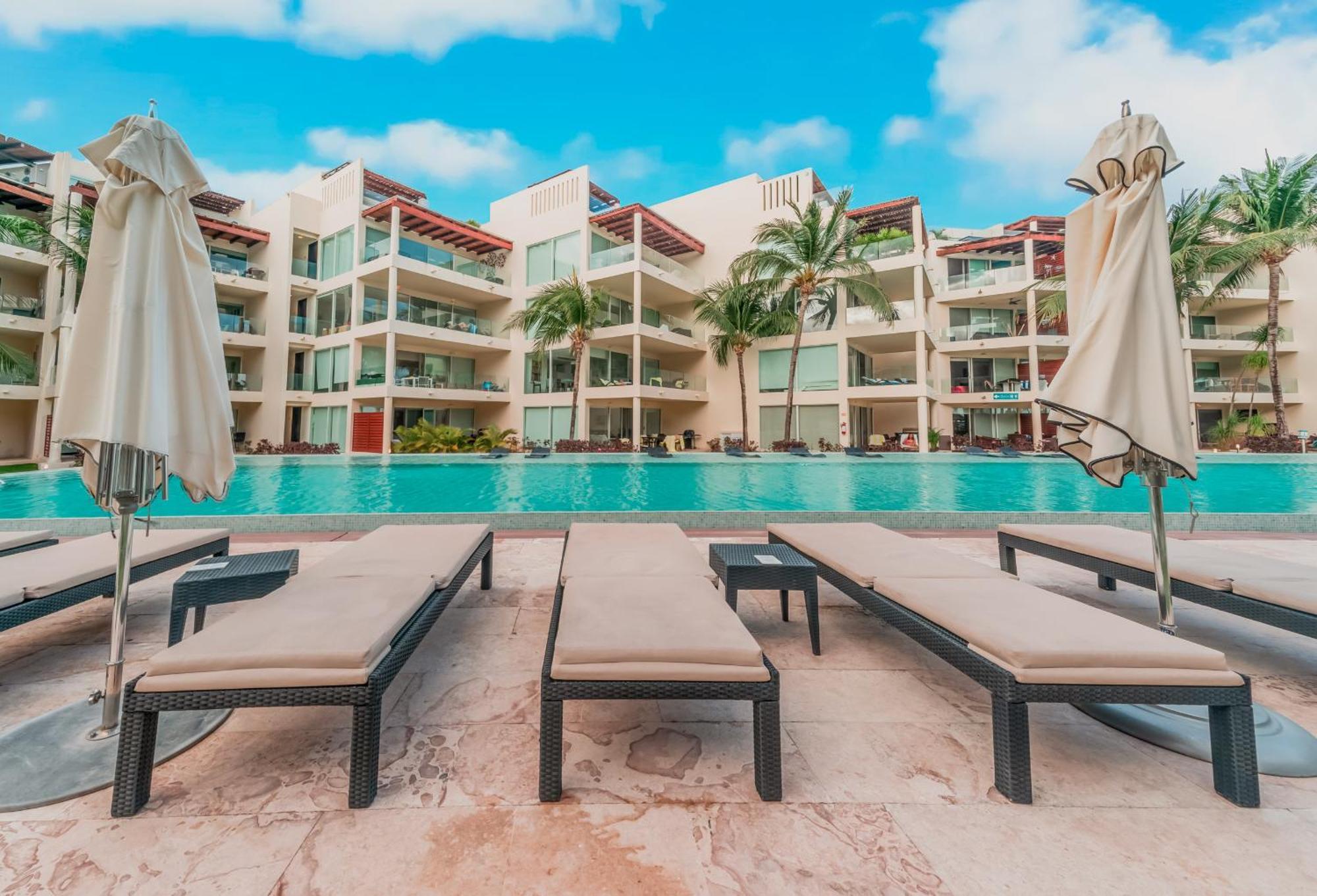 Infinity Pool And Private Club - Luxury Complex The Elements - Gh8 Casa de férias *