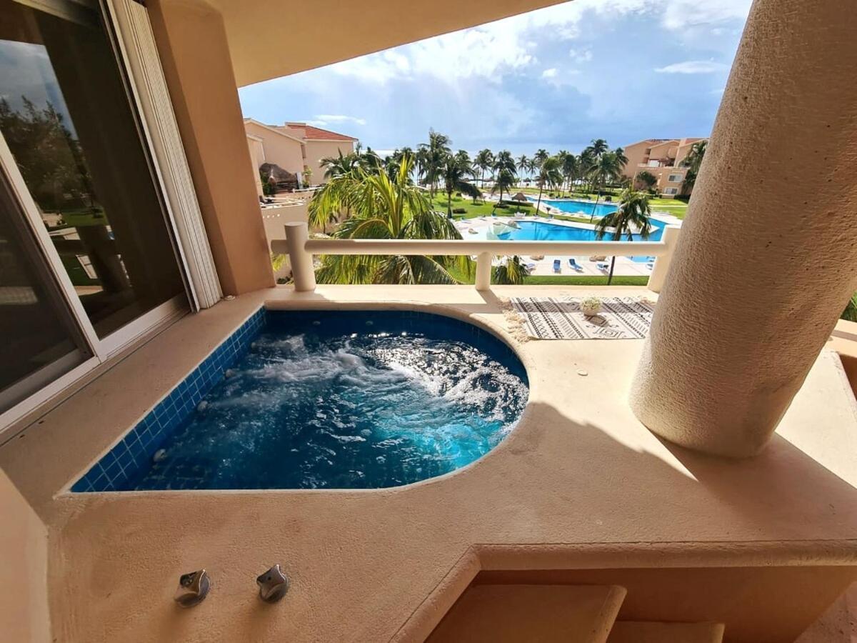 Magnificent Penthouse Jacuzzi, Access & Wifi Puerto Aventuras