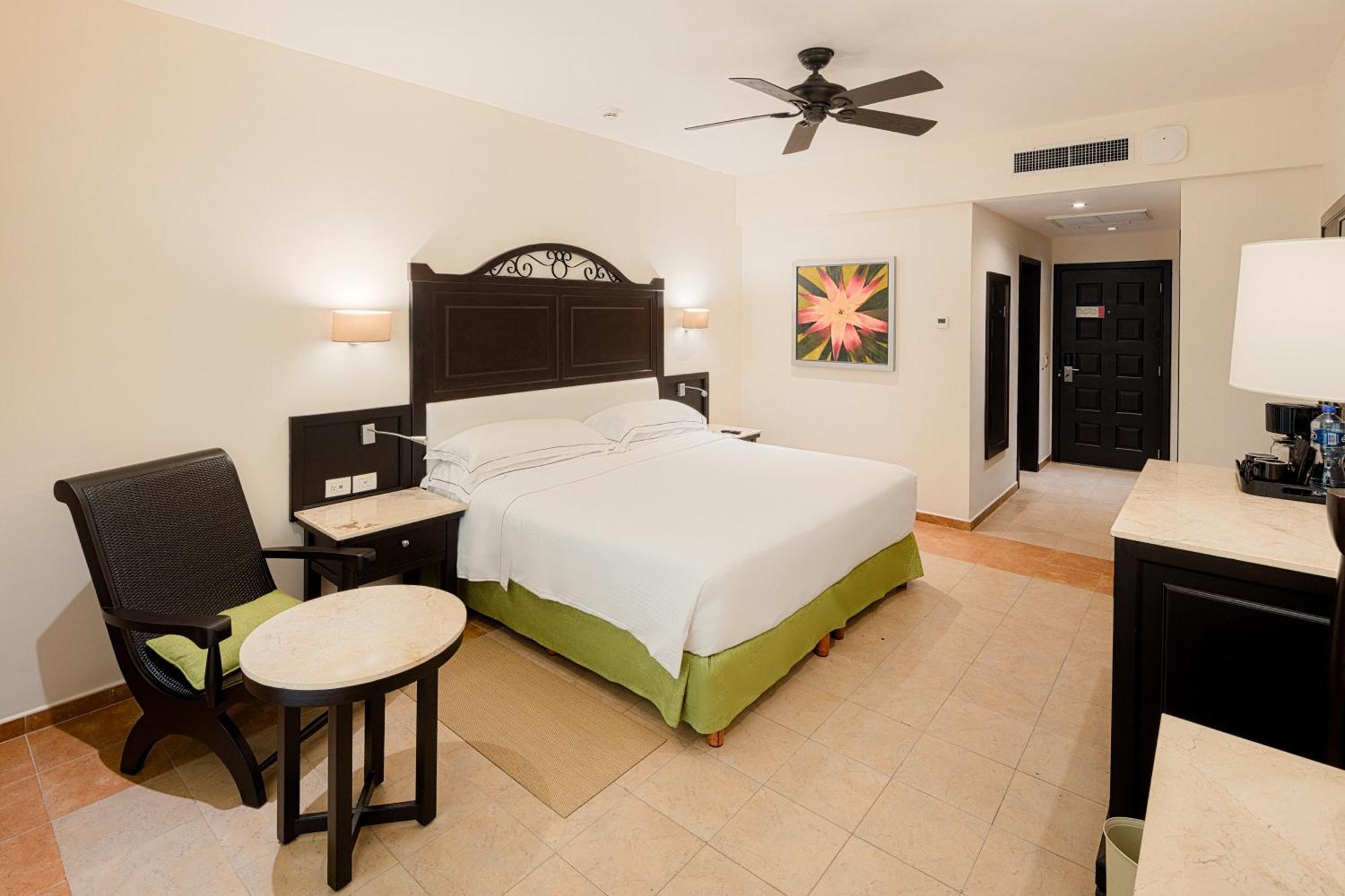 Resort Occidental At Xcaret Destination 5*