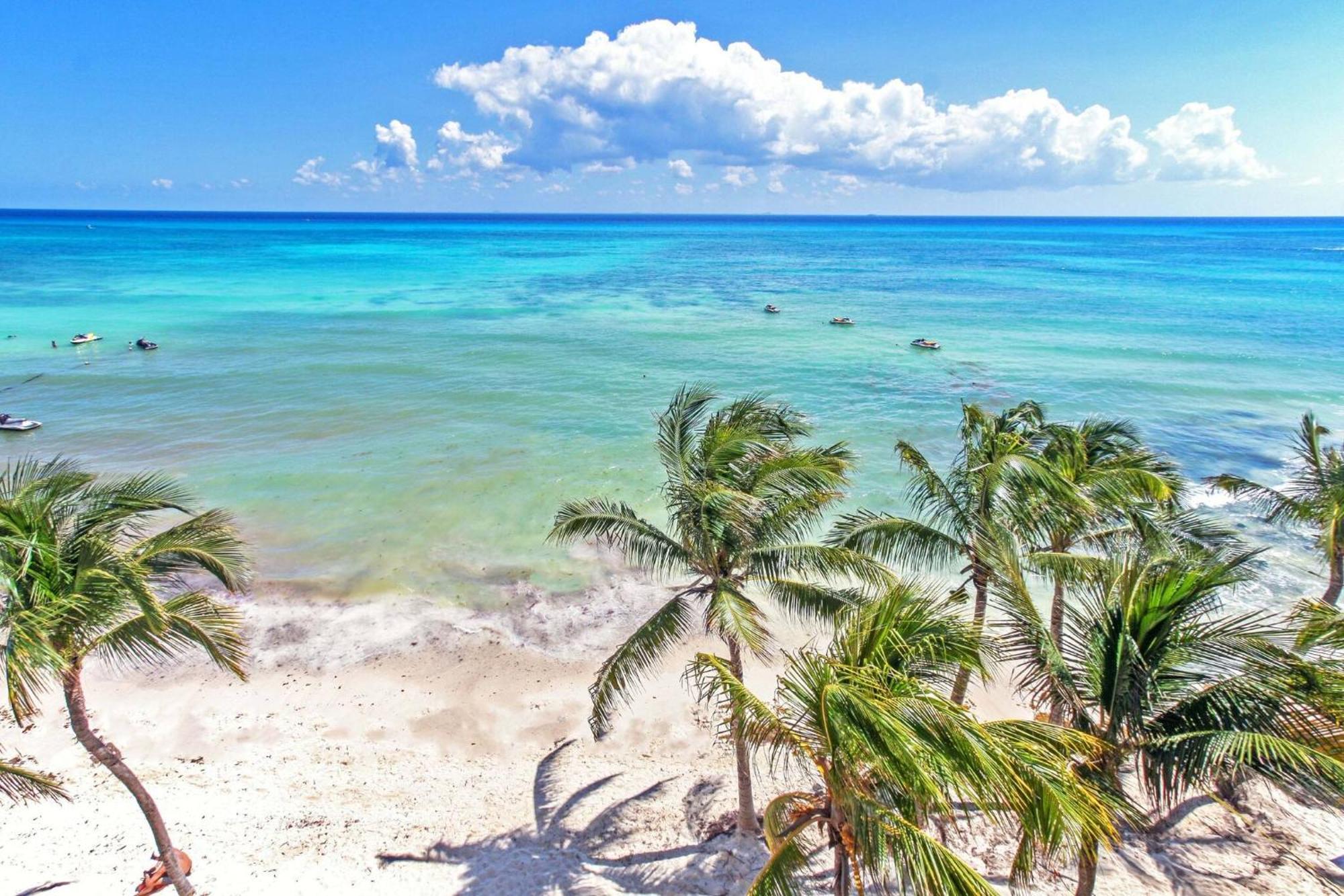 Beachfront Condo, 2 Bedroom - Ocean View At Corto Maltes Apartamento Playa del Carmen