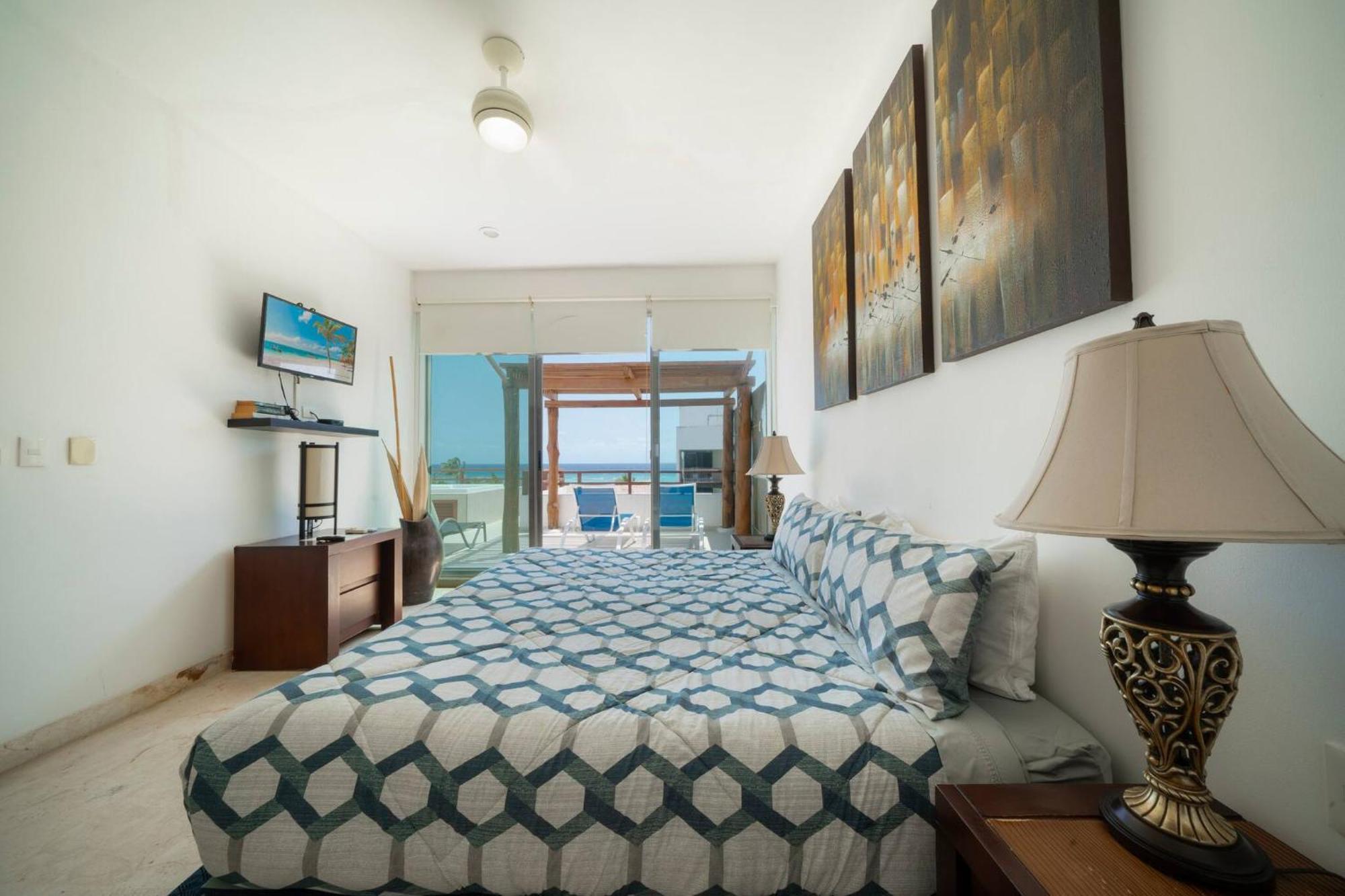 Beachfront Penthouse With 3 Bedrooms & Ocean View - Nubes Сasa de vacaciones