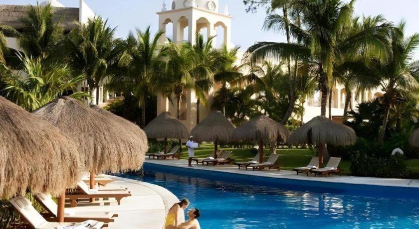 Hotel Excellence Riviera Cancun - Adults Only 5*
