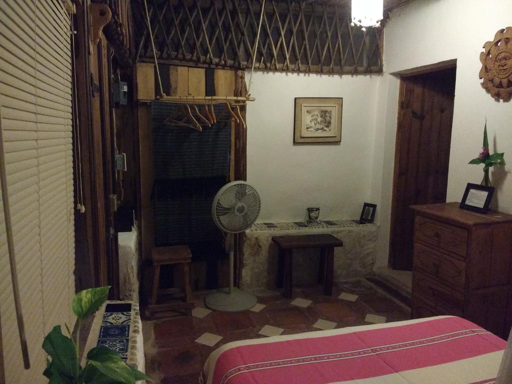 Hotel Casitas Kinsol 2*
