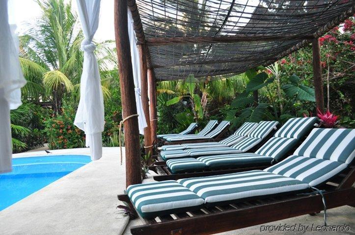 & Gardens 3* Tulum