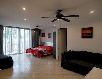 Apartamento Iris & *