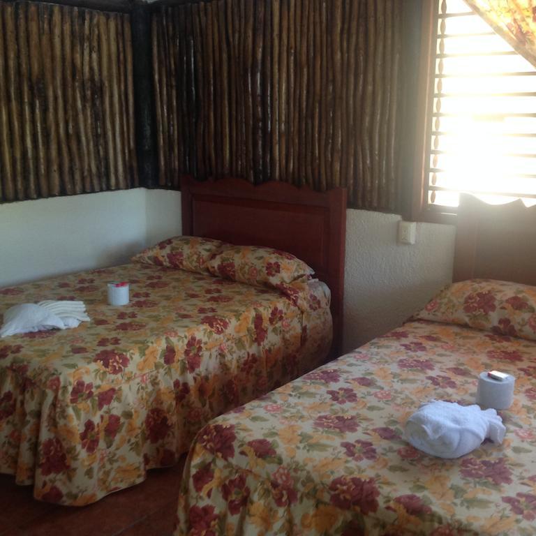 Inn La Conchita
