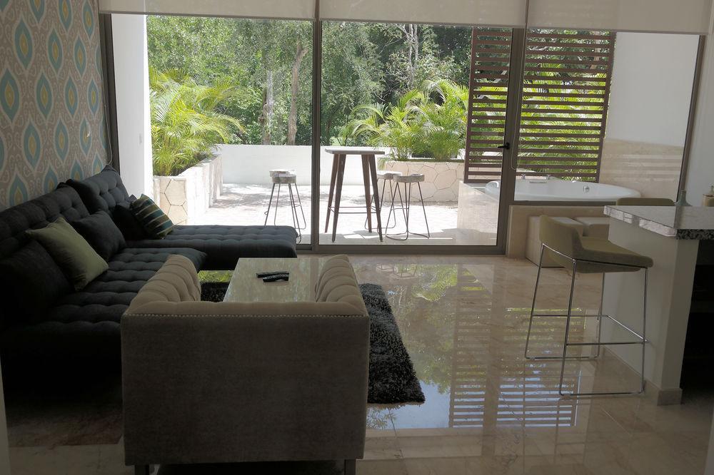 Bahia Principe Vacation - Four-bedroom House Holiday home Akumal