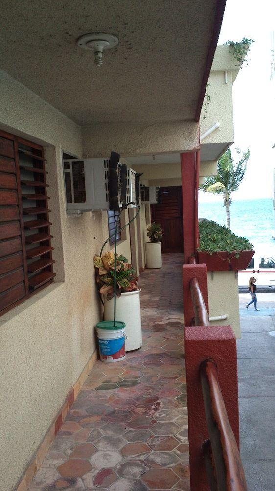 Safari Hotel 2*