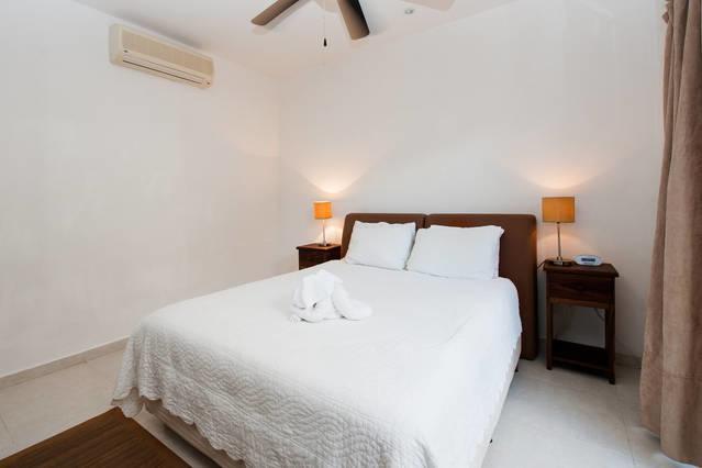 Aqua Terra - Quiet Condo For 4 Playa del Carmen