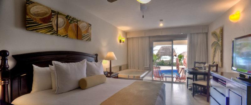 Hidden Au Naturel Adults Only Catamaran, Cenote & Inclusive Resort Akumal