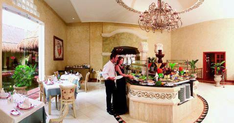 Grand Palladium Colonial Res. Hotel