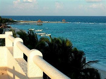 Hotel Aquatech Derosa Akumal