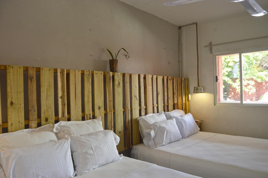 Casona Roja 2*