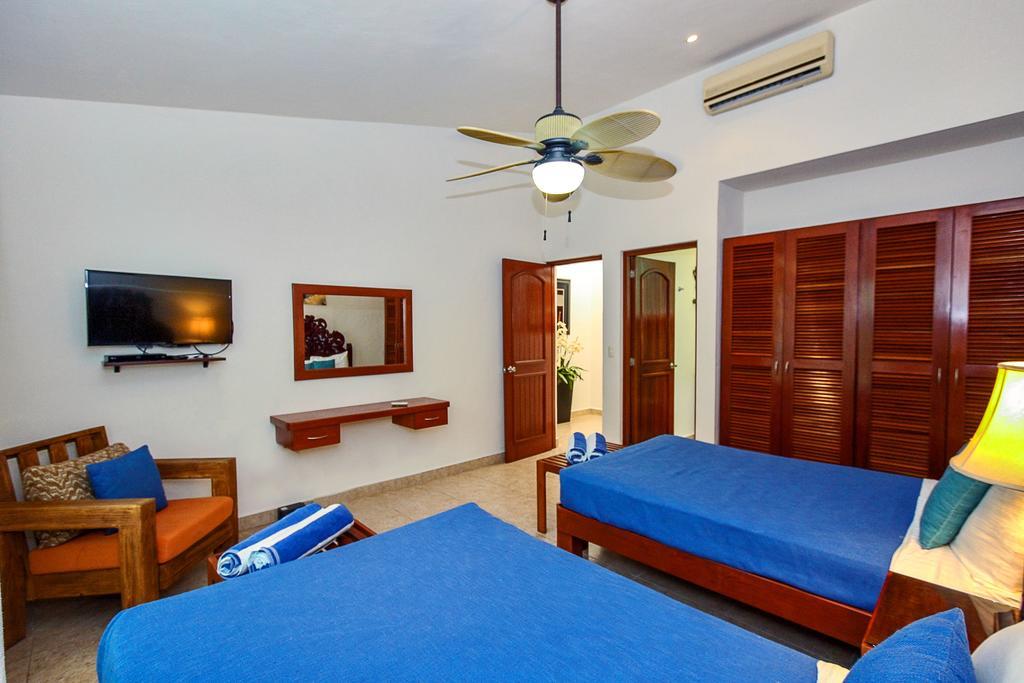 Vista Del Mar - Beachside Vacation - At Playacar Phase I Pousada Playa del Carmen