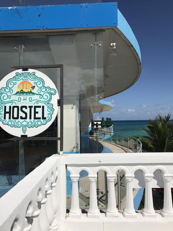 La Isla Playa Hostel *