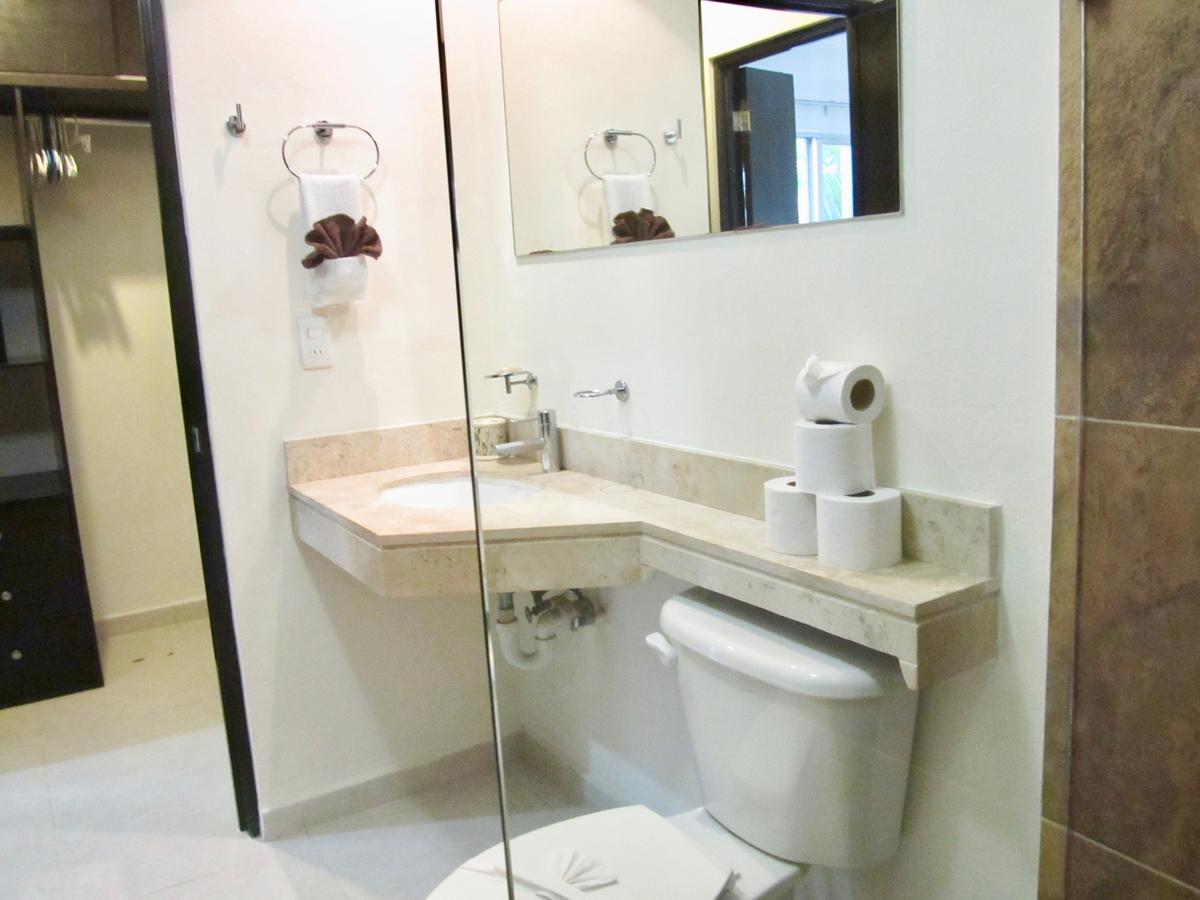 Aqua Terra - Quiet Condo For 4 * Playa del Carmen