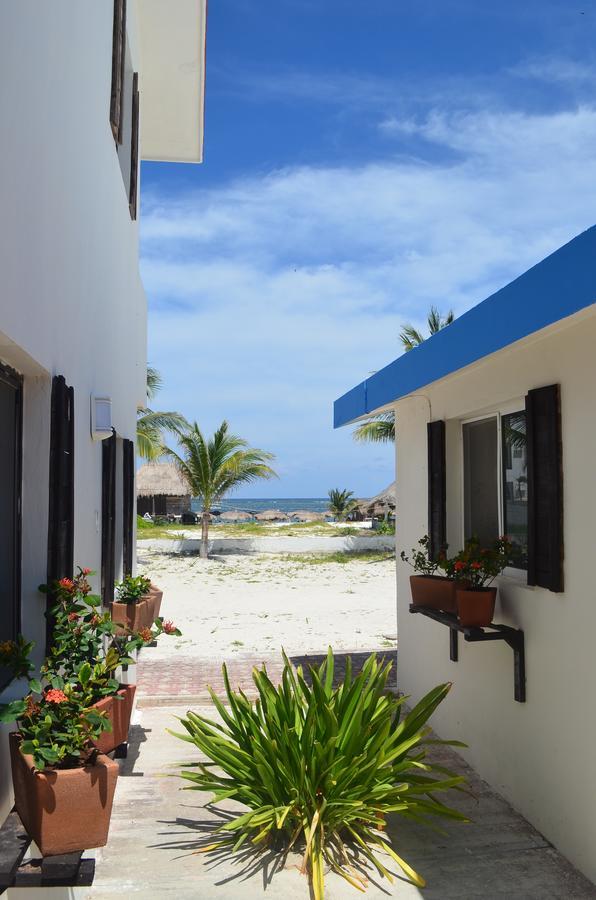 Hotel Gota De Sal 2*