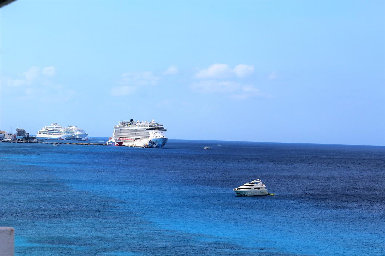 Coral Princess & Dive Hotel