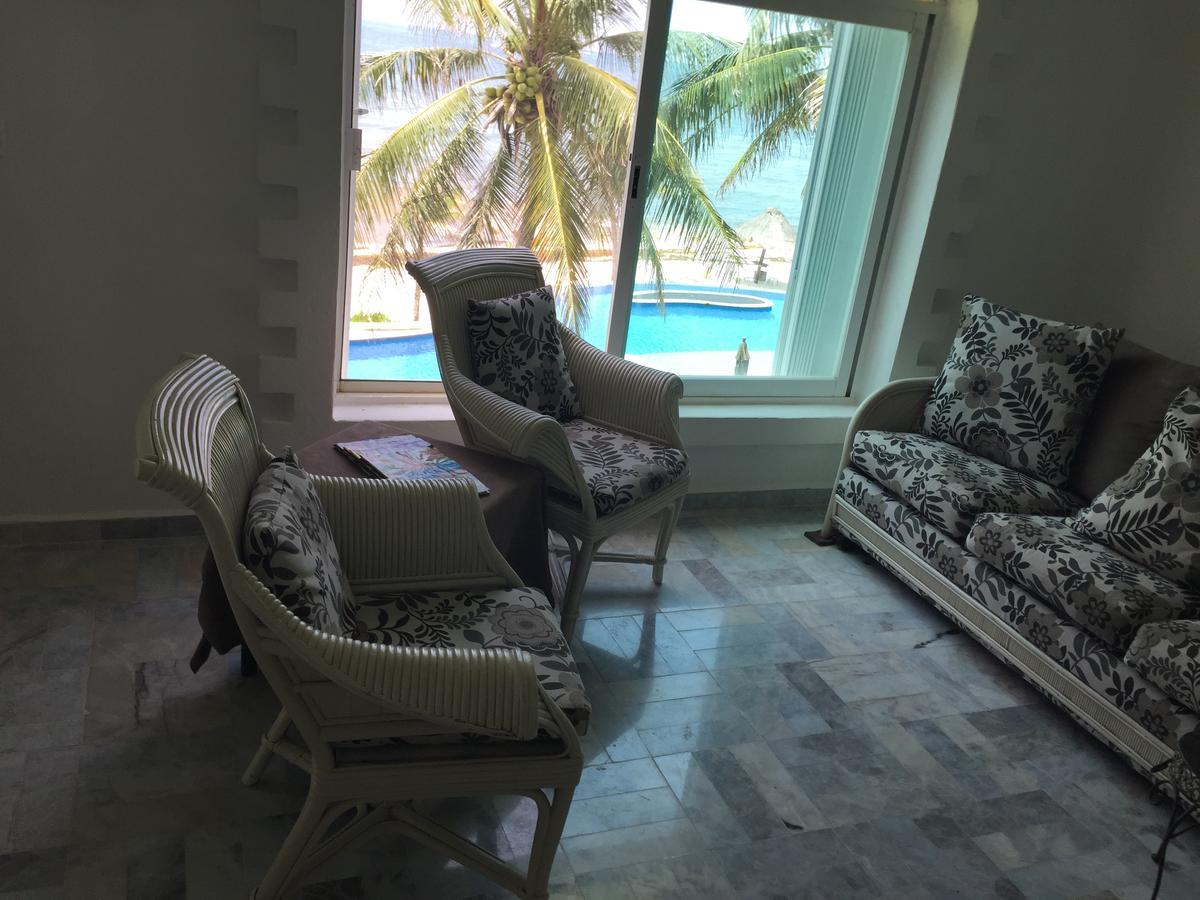Villa Caribbean Reef Villas *