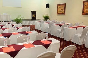 Royal Club Grand Hotel 4*